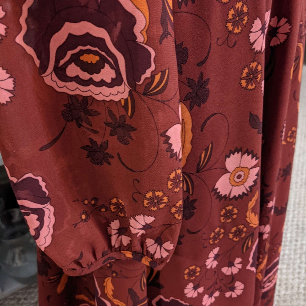 BB Dakota Carabelle Burgundy Floral Dress (S) - Picture 5 of 7